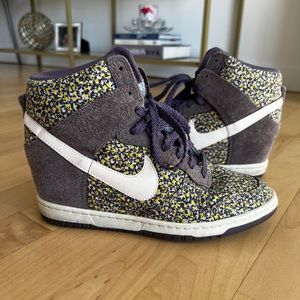 Limited edition Women’s Nike Hi-Dunk Wedge Sneaker Size 8